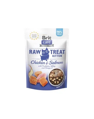 BRIT Recompense pisoi Care Raw Treat Freeze Dried Kitten 40 g pui si somon liofilizat cu probiotice