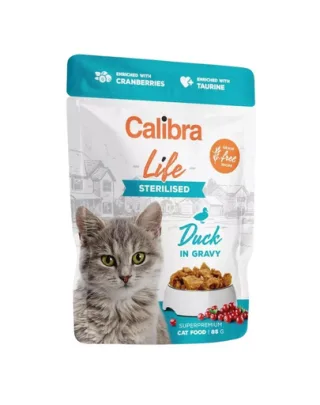 CALIBRA Cat Life Pouch Sterilised Duck in gravy 85 g rata in sos plic pentru pisici sterilizate