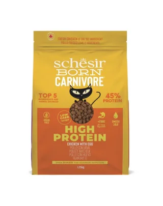 Hrană uscată pisici bogată în proteine SCHESIR Born Carnivore 1,25 kg pui cu ou