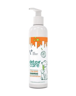 Șampon VET EXPERT pentru câini și pisici cu blană mată Detox Care Vitalizing 250 ml cu aloe vera